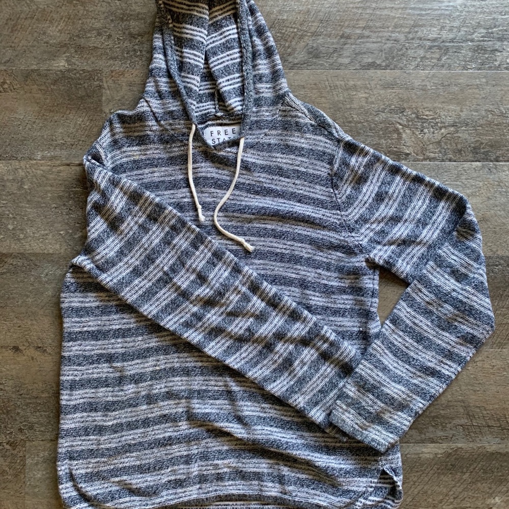 Light knit hoodie